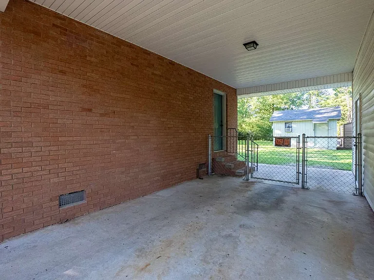 4295 Dorsey Dr — Photo 4