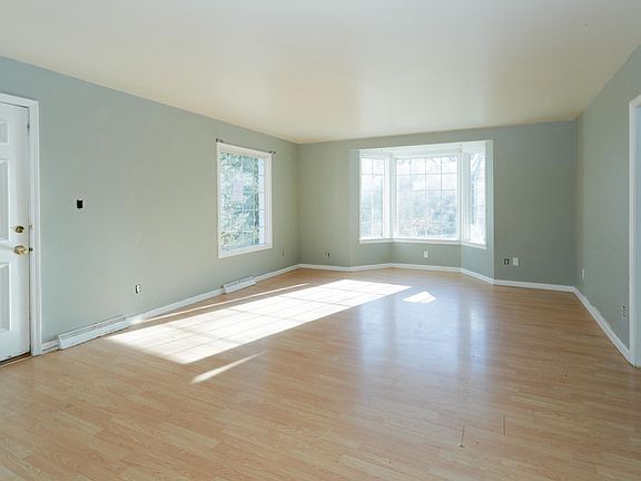 829 Hall St-103