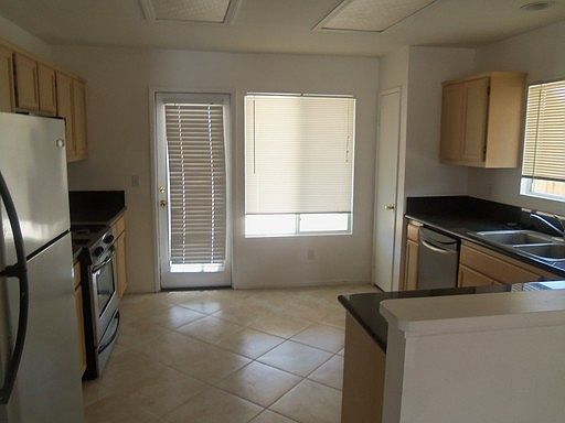 3rd image of 71553 Florida Dr