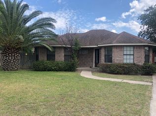 1402 Timber Valley Dr, Eagle Pass, TX 78852