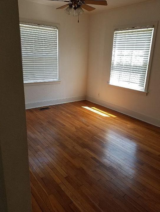 1st image of 4210 Surf Ave
