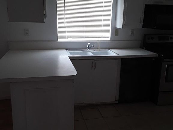 2nd image of 28857 N Palos Dr