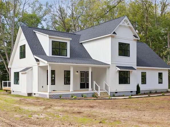 5661 Fairfield Ln, Hayes, VA 23072