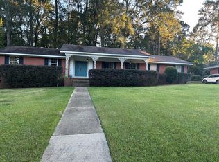 106 Mandalay Dr, Hattiesburg, MS 39402