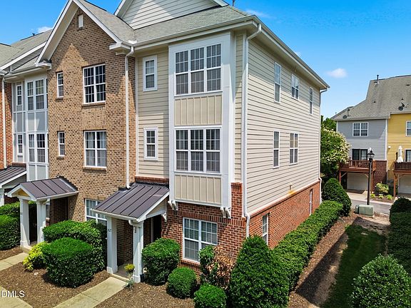 2nd image of 3827 Cary Glen Blvd