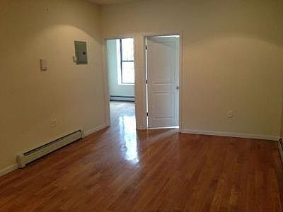 2nd image of 2000 Anthony Ave APT 4D