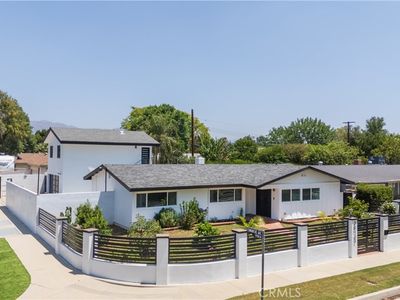 20133 Superior St, Chatsworth, CA, 91311