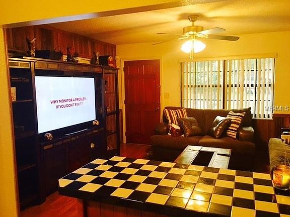 4th image of 5225 Wood Cir W