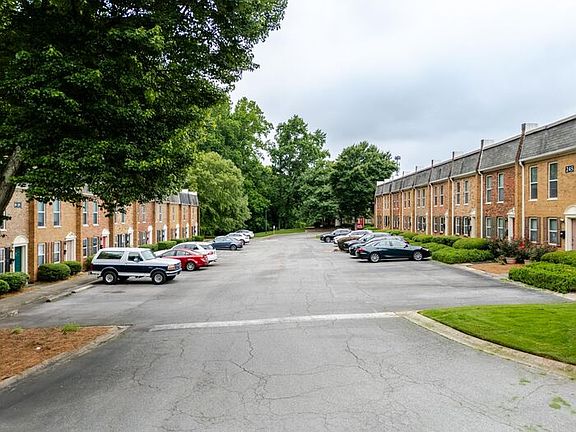 3rd image of 255 Winding River Dr Unit J