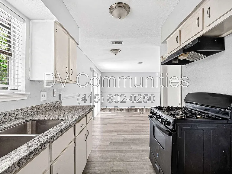 12919 S Coast Dr — Photo 18
