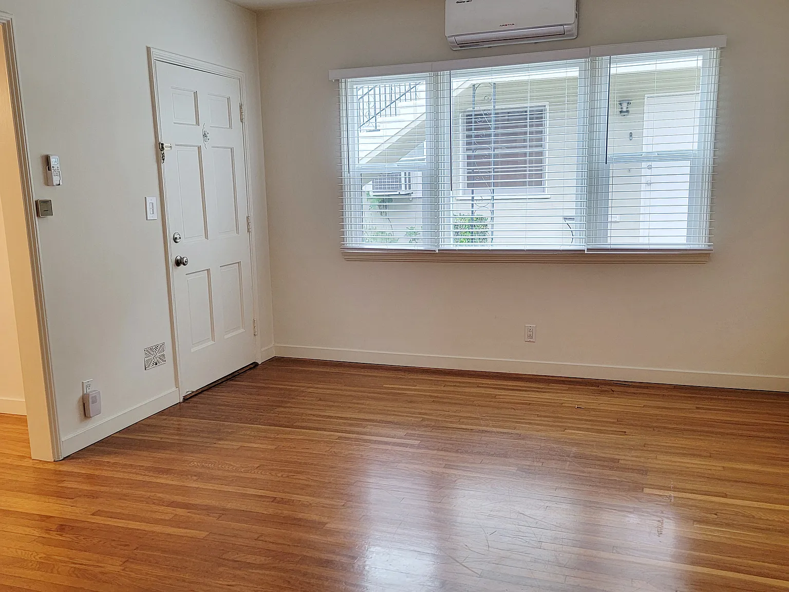 2 bed, $2,600 — Photo 3