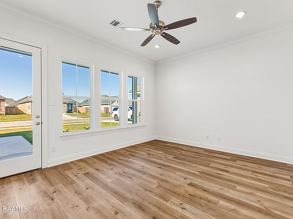 5th image of 108 Carreras Ln