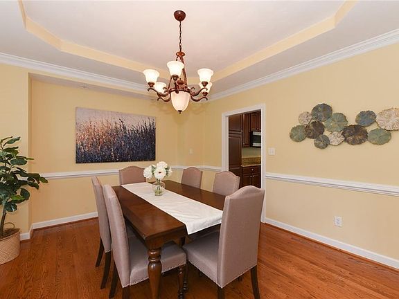 4th image of 1112 Lady Ginger Ln