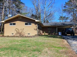 4300 W Linda Dr, Douglasville, GA 30134