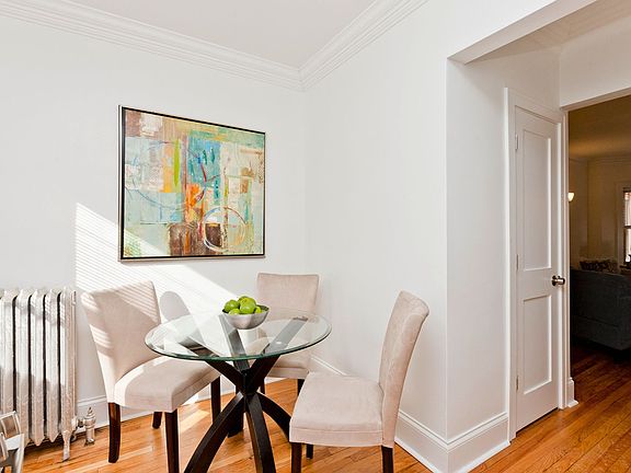 5th image of 5332 N Kenmore Ave #2W