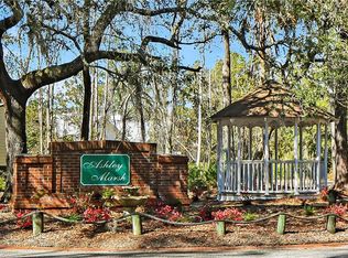 110 Ashley Marsh Dr, Brunswick, GA 31523