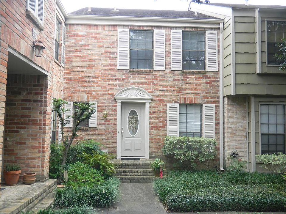 1st image of 7505 Memorial Woods Dr