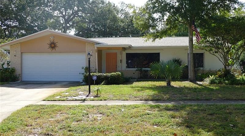 1st image of 1619 Woodridge Dr