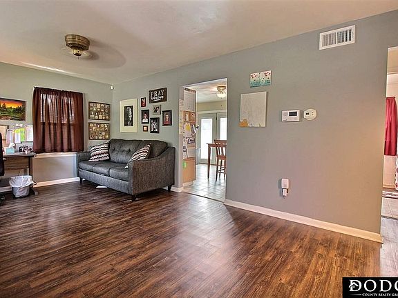 3rd image of 325 Prospect Ave