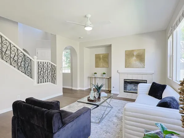 2633 Lightning Trail Ln, Chula Vista, CA 91915