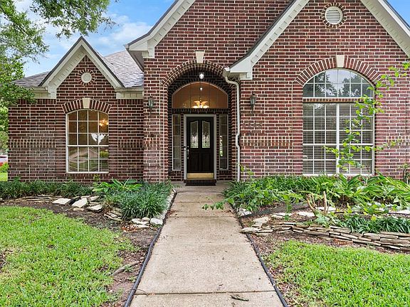 2nd image of 2203 Mossy Glen Court