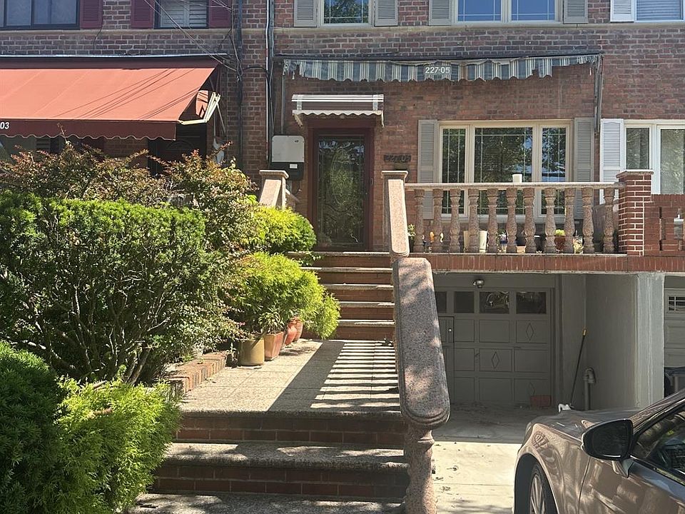 1st image of 22705 141st Avenue