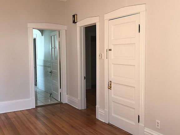 Unit entry into Dining room