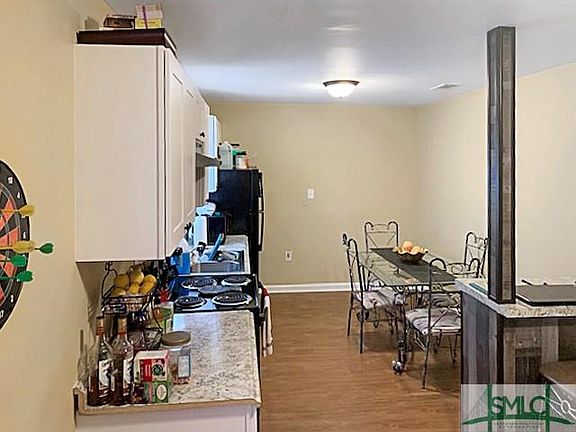 5th image of 9 Sidney Dr