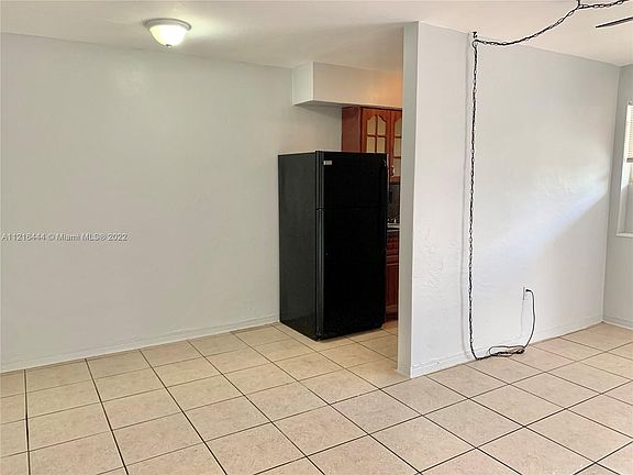 5th image of 5805 NW 7th Pl #10