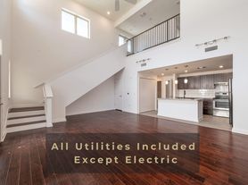 6700 Menchaca Rd, Austin, TX