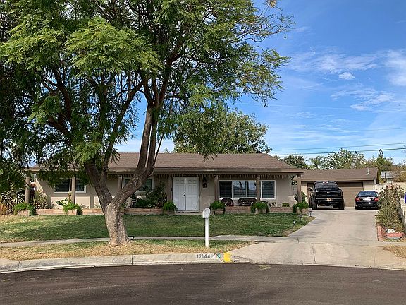 2nd image of 17144 Holly Dr