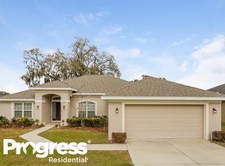 1942 Angel Fish Loop, Leesburg, FL 34748