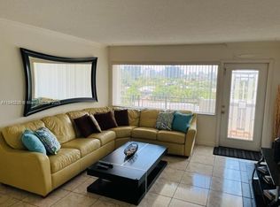 401 Golden Isles Dr APT 809, Hallandale, FL 33009