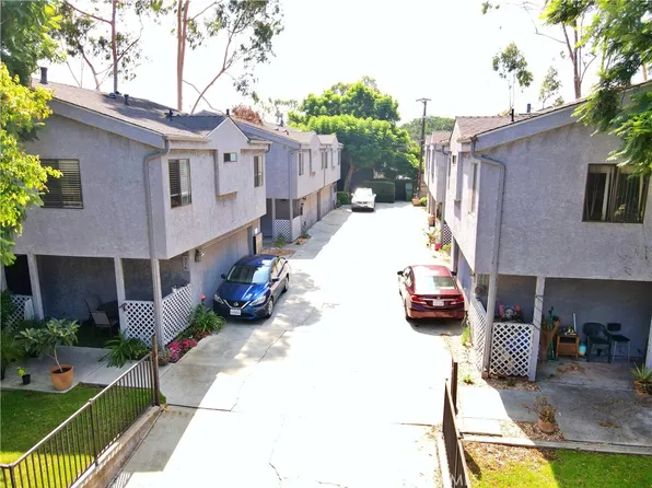 370 E Hillsdale St, Inglewood, CA 90302