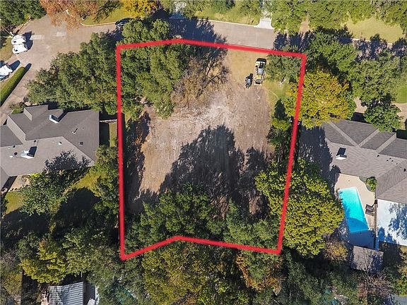 5th image of 5124 Royal Crest Dr