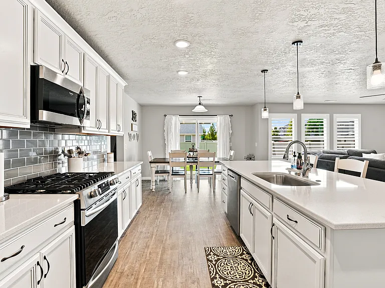 7673 E Brigade Dr — Photo 8