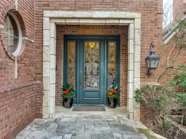 4970 Westbriar Dr, Fort Worth, TX 76109