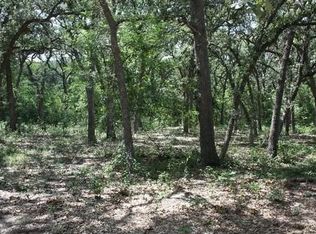 401 Navajo Trl #B, Hamilton, TX 76531