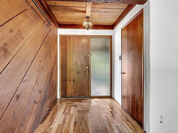 4th image of 3011 Birch Way