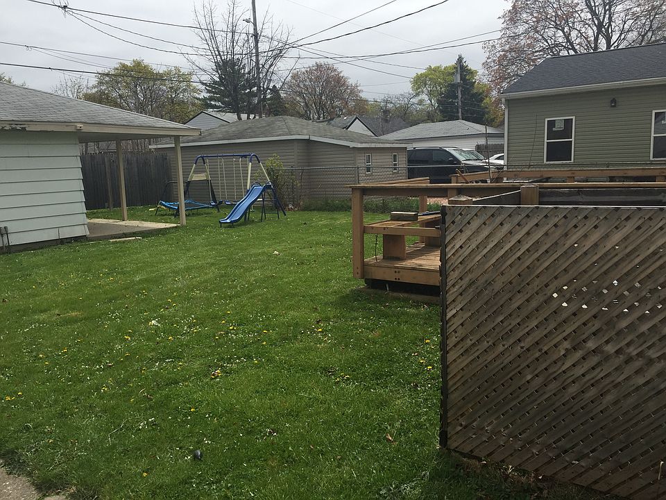 2nd image of 5764 N 40th St