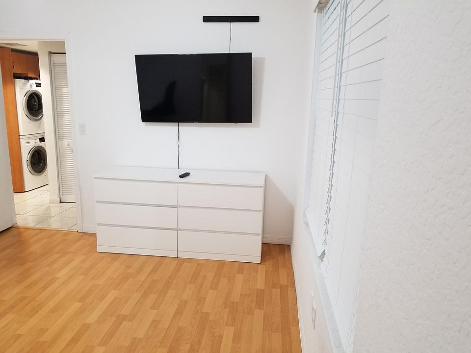 1st image of 7326 Collins Ave