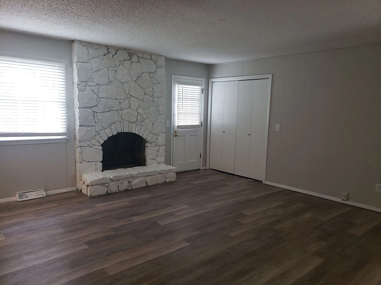 Great Location w/ Lots of Up Dates — Photo 3