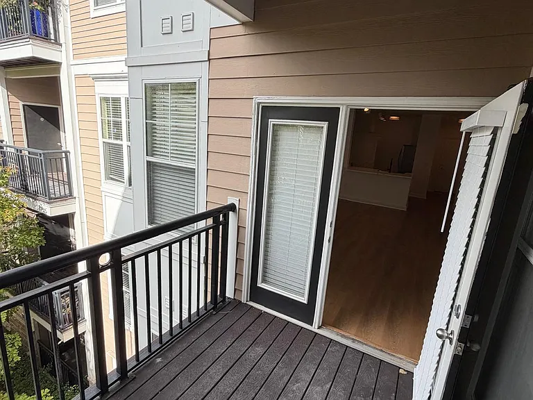 501 Hungerford Dr #356 — Photo 6