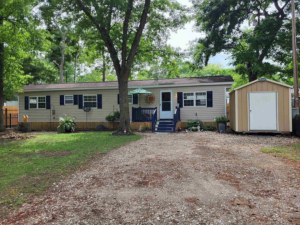 1st image of 428 East Surfwind Dr.