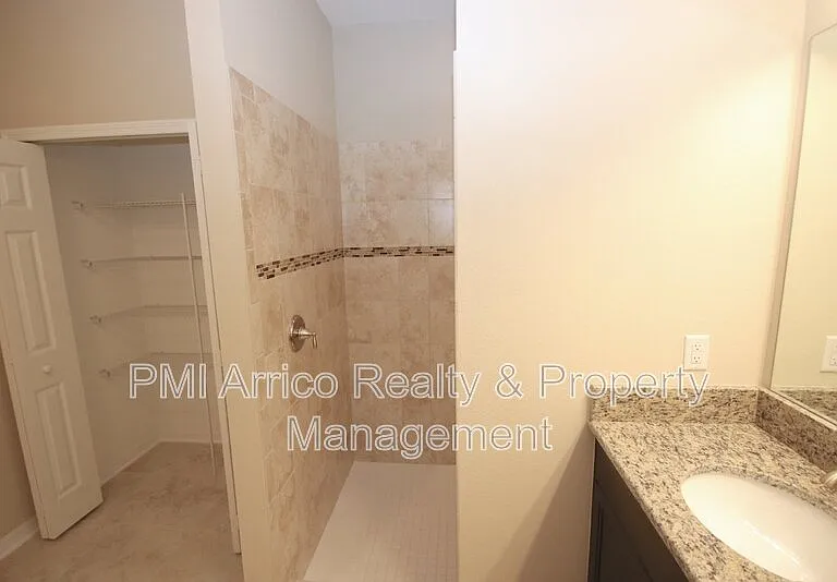 11415 Acacia Grove Ln — Photo 11