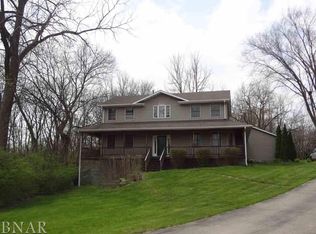 19302 Wood Dale Holw, Bloomington, IL 61705