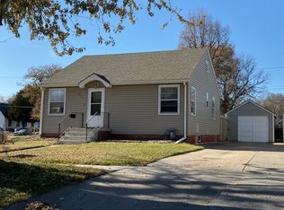 310 S 10th St, Norfolk, NE 68701