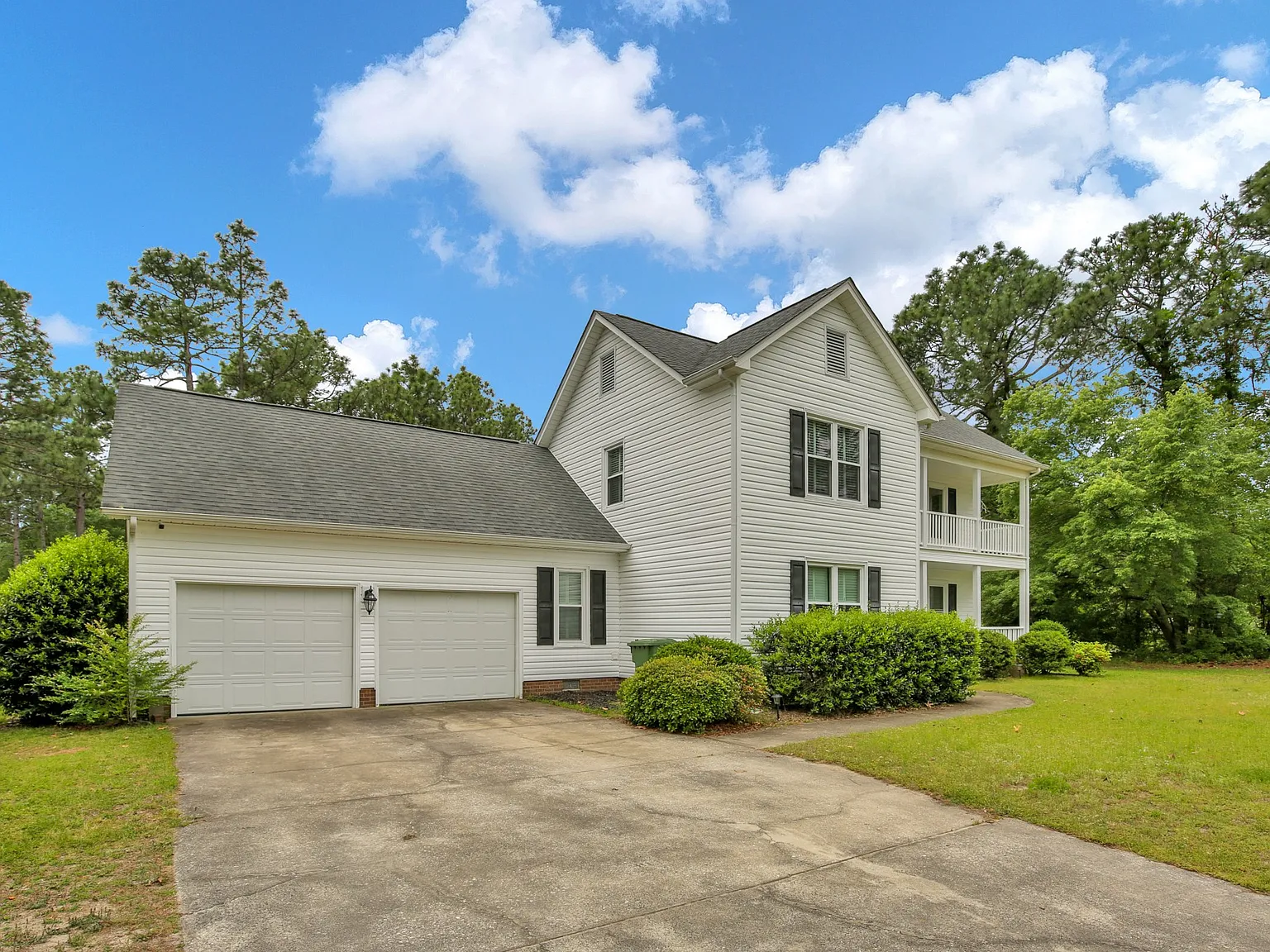 853 Foxcroft Drive - SM — Photo 2