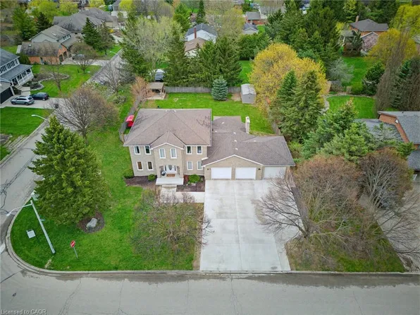 15 Danube Dr, Woolwich, ON N0B 2M1