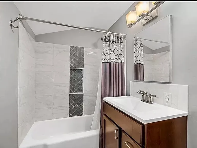 1308 Chaplin St — Photo 9